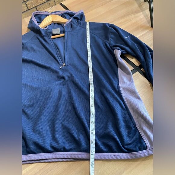 Women’s Nike 1/4 zip pullover - Picture 8 of 8